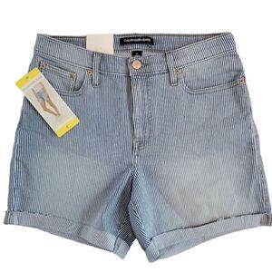 NWT CALVIN KLEINS JEAN "RAILROAD STRIPE" HIGH RISE SHORTS SZ. 6